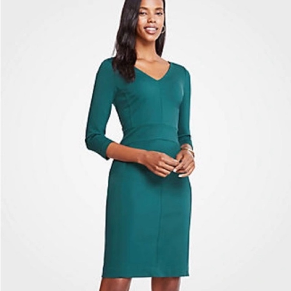 Ann Taylor Green Sheath Dress V-Neck Cuffed Sleeves